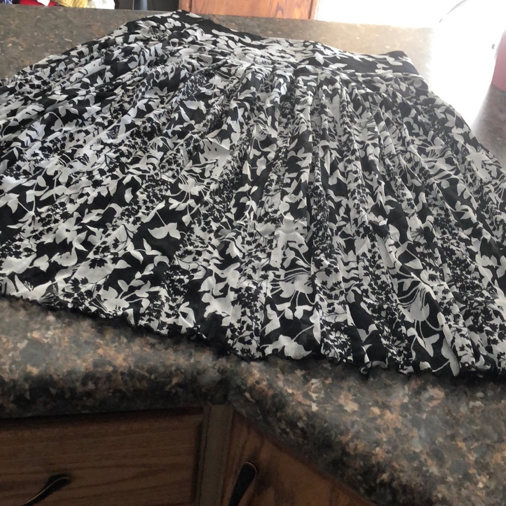 For the REPUBLIC Skirt